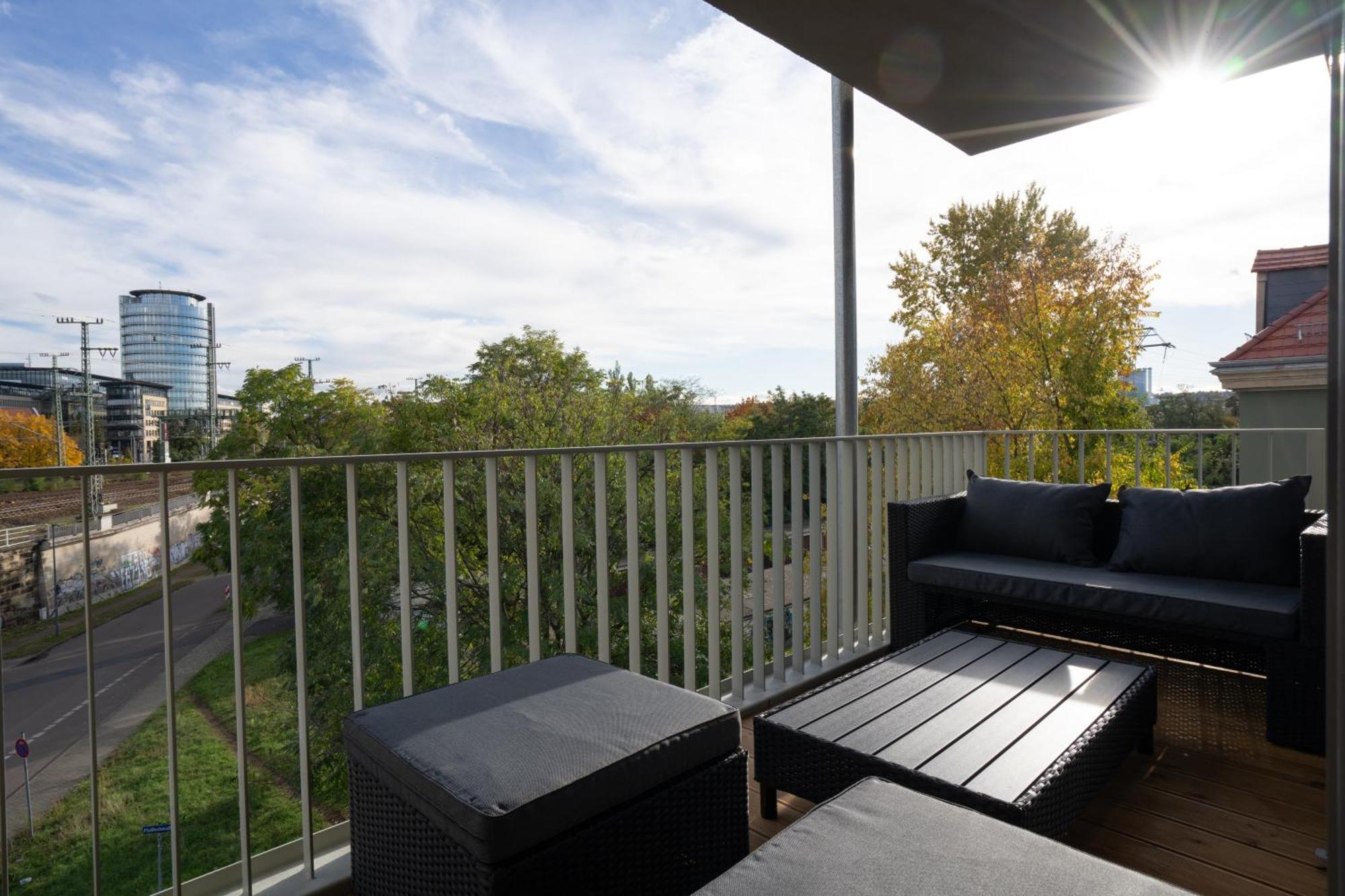 Cozy City Dream Apartment Mit Terrasse Und Parkplatz - 90M² Dresden Eksteriør billede